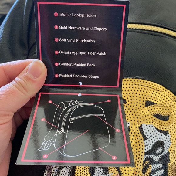 faux leather sequin tiger backpack black New goldstone hardware zip - Picture 4 of 4